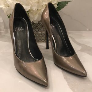 Stuart Weitzman Pewter Pumps